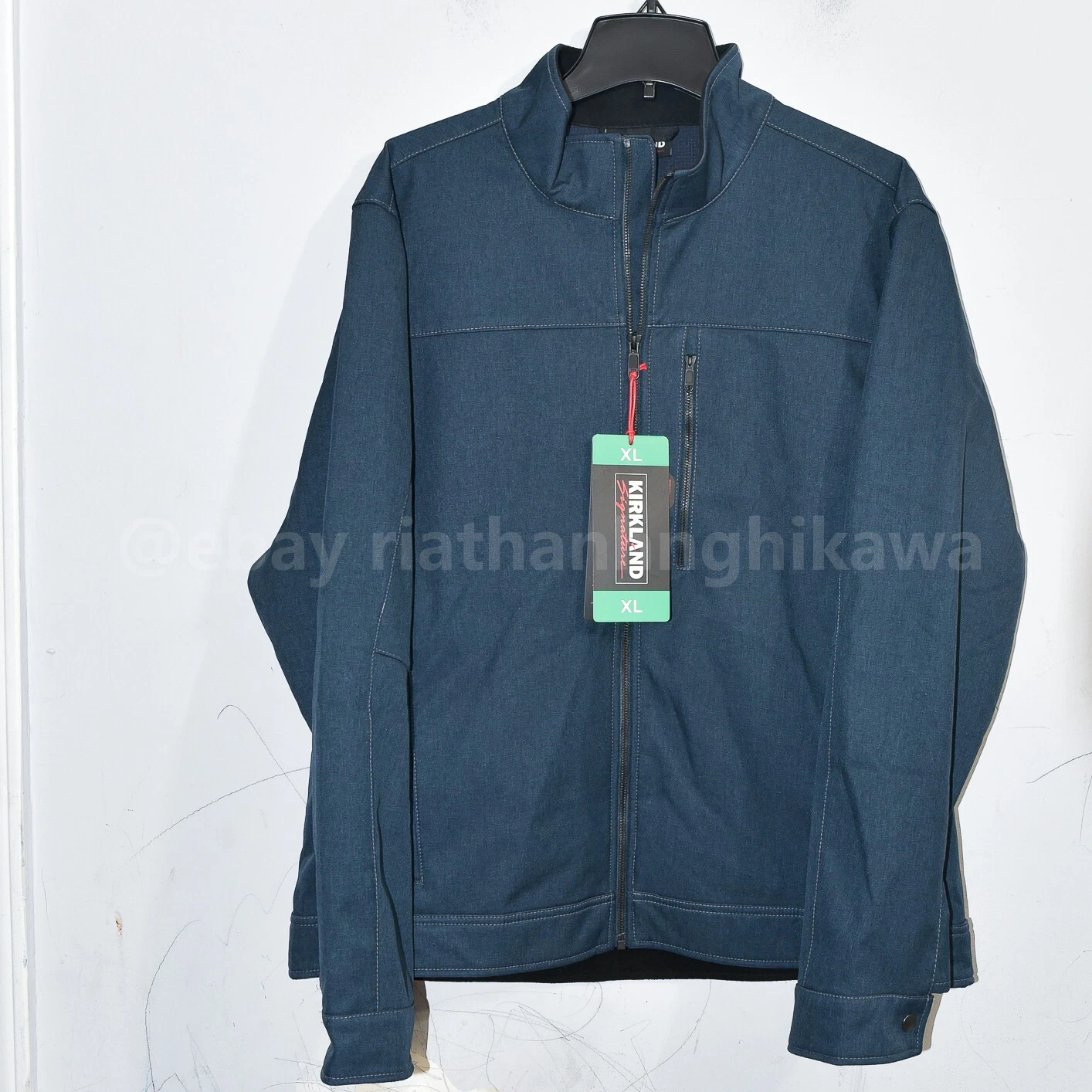 size XL BLUE NWT Kirkland Signature Men Water Resistant Soft Shell Jacket
