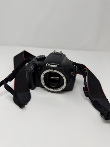 Canon EOS Rebel T3 12.2MP Digital SLR DSLR Camera Black Broken Micro USB Port