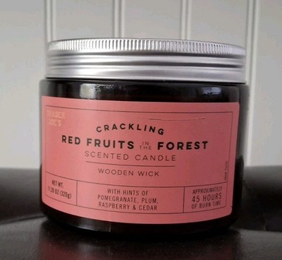 Trader Joe's 45-Hour Crackling RED FRUITS IN THE FOREST Scented Candle *Limited*