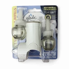 Glade PlugIns Scented Oil Warmer Wall Air Freshner + 2x Refills