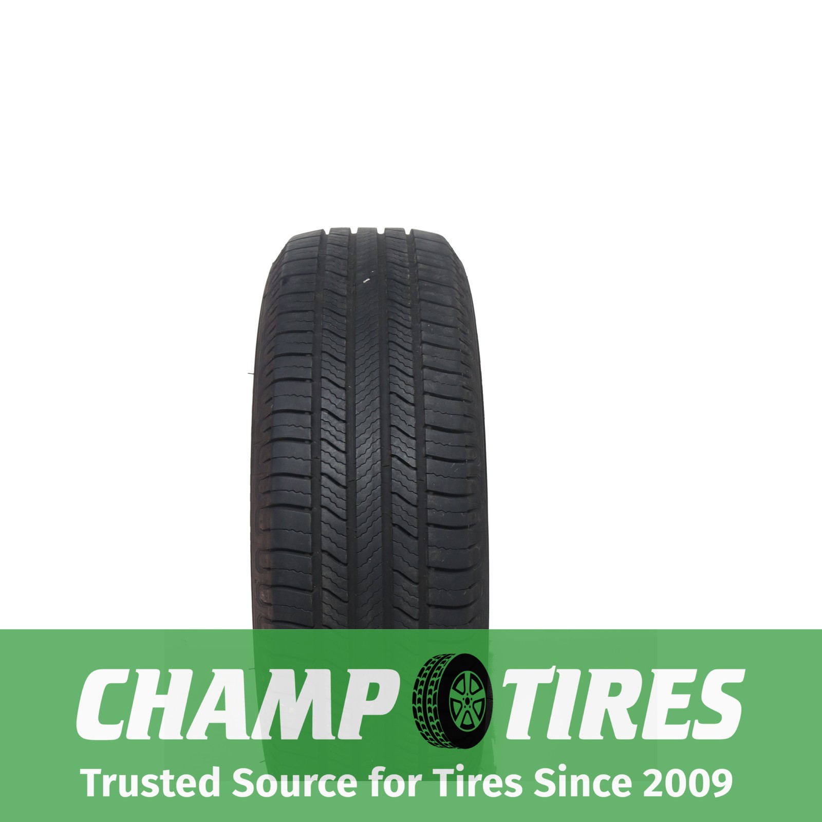 Set Of 2 P225/65R17 Michelin Defender 2 102 H Used 9/32nds