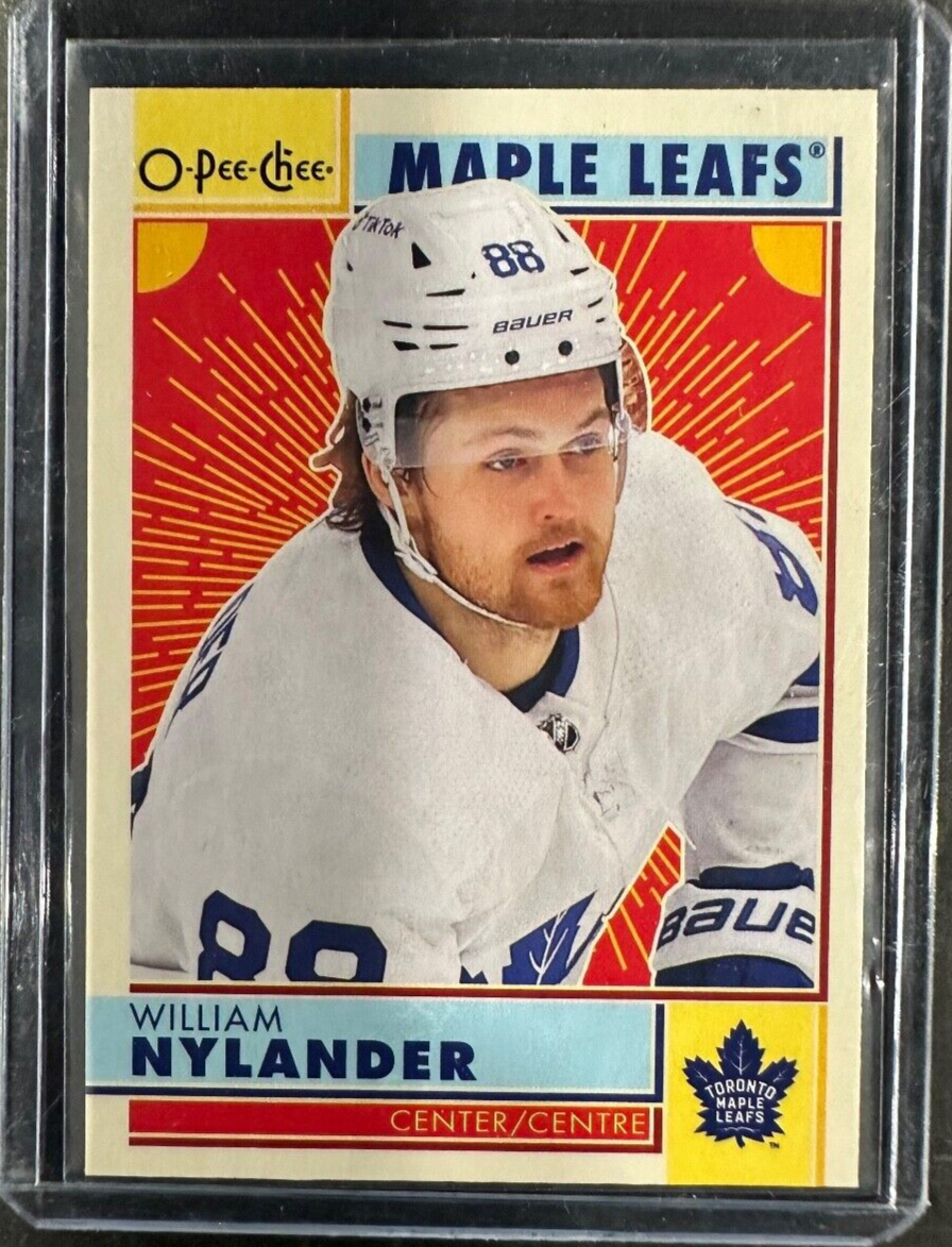 2022-23 O-Pee-Chee Retro William Nylander Hockey Card #139