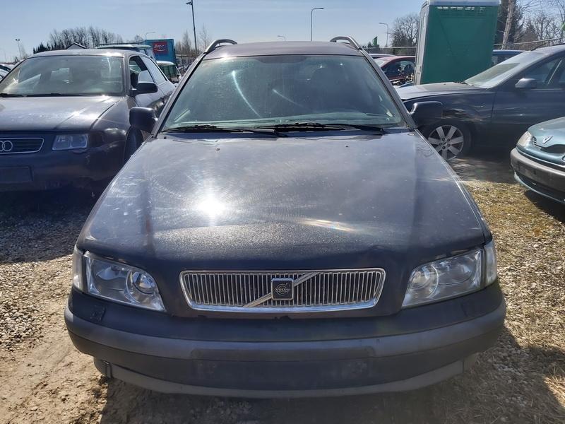 Volvo V40 2000 Engine Head used, Genuine #1893008-89 | eBay