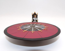 Britains Toy Soldiers 41134 The Round Table  King Arthur/ Throne 2005