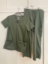 Cherokee olive Workwear Revolution scrub set top XS and pants XS petite
