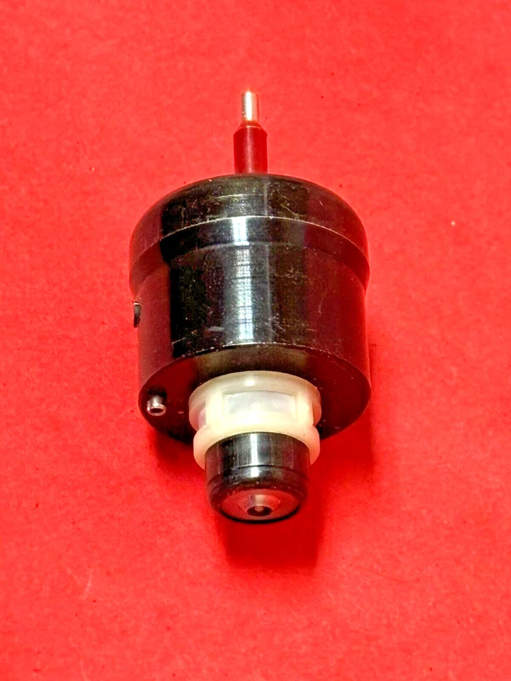 Inyector de combustible TJ4 para Chevrolet Camaro Corvette Pontiac Firebird Foto 2 de 4