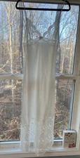 Madison Studio Intimates White Bridal Long Nightgown Satin & Lace Sz Large