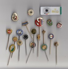 FOOTBALL ASSOCIATION FEDERATION pin badge Logo (listing 3)