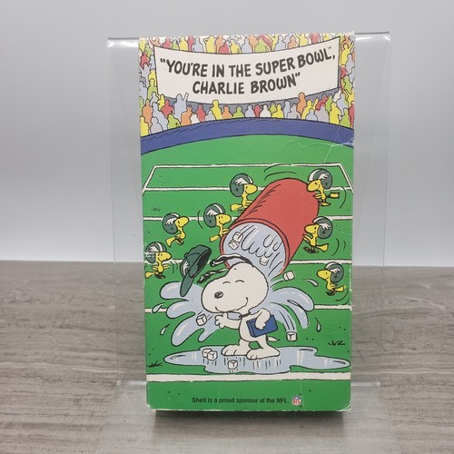 You're In The Super Bowl and It's The Great Pumpkin Charlie Brown VHS Lot - Picture 2 of 10
