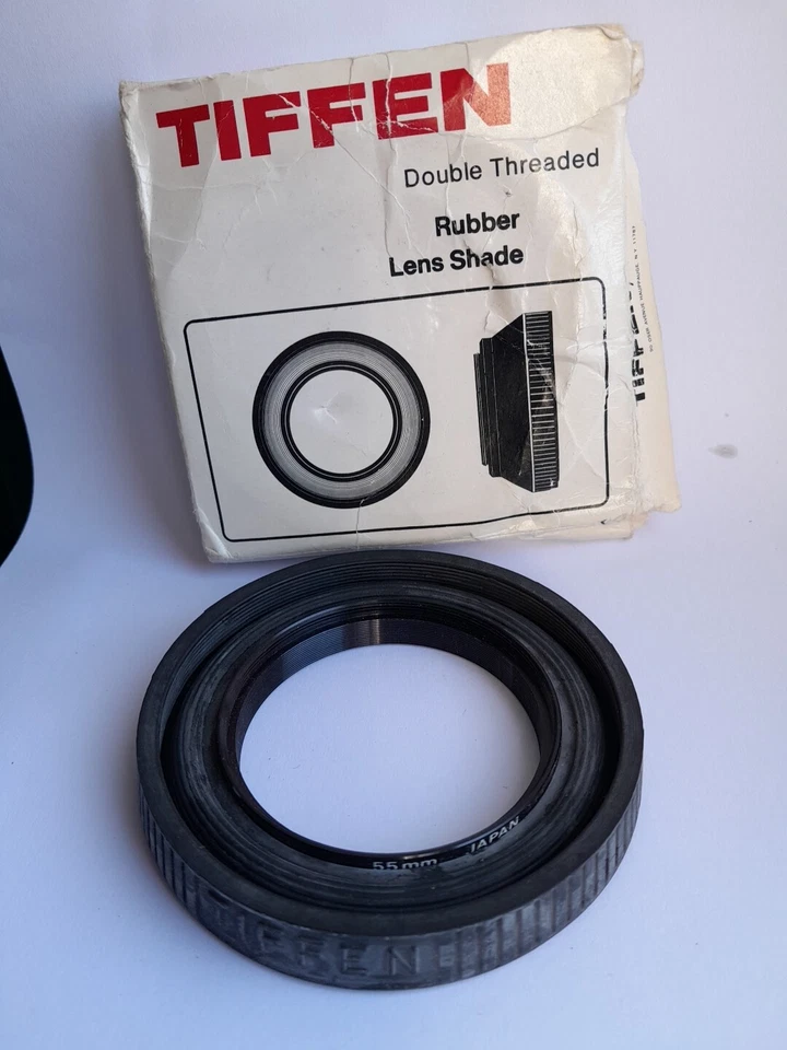 55mm TIFFEN Double Threaded Collapsible Rubber Lens Shade Hood - Image 2 of 3