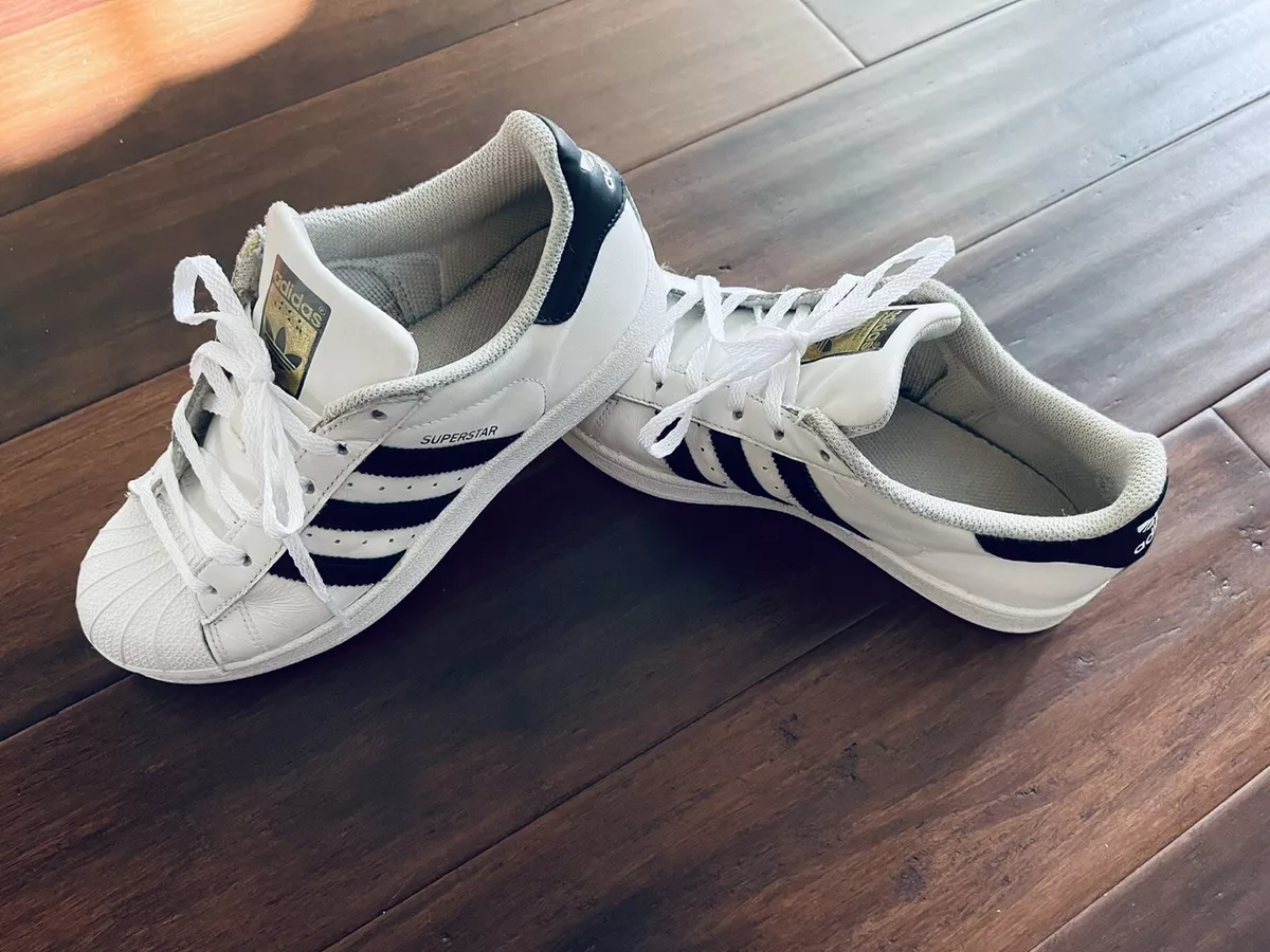 Classic Adidas Superstar Sneakers Shell Toe Youth Size 5 White