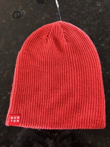 burton ski hat