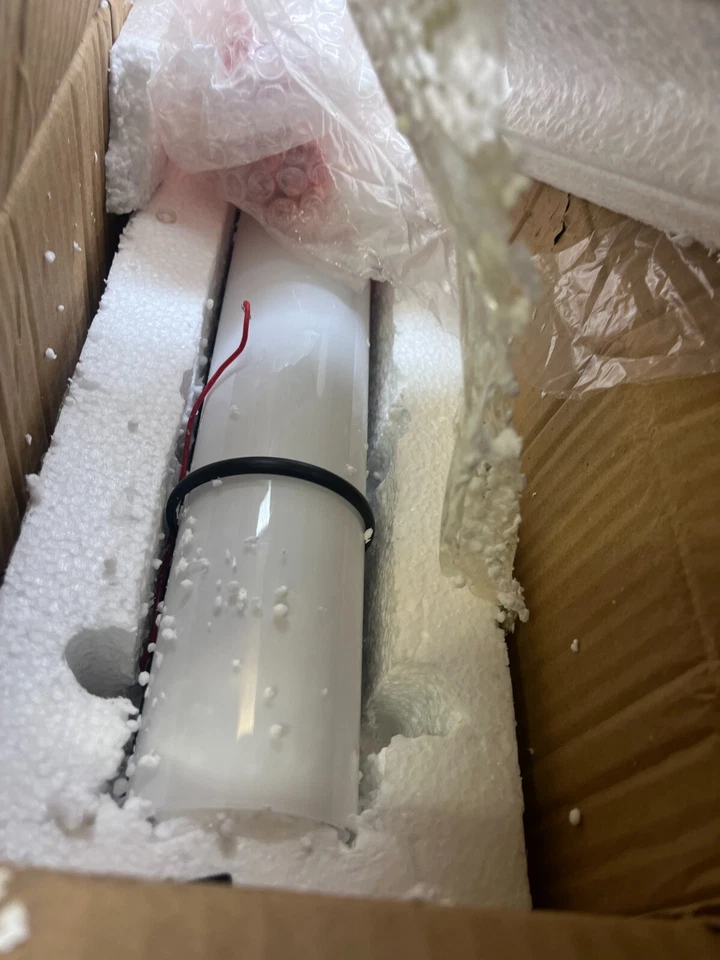 Visual Comfort CV1071AI-L1 Studio Chapman & Myers Cylindrical Linear Bath Light - Image 3 of 4