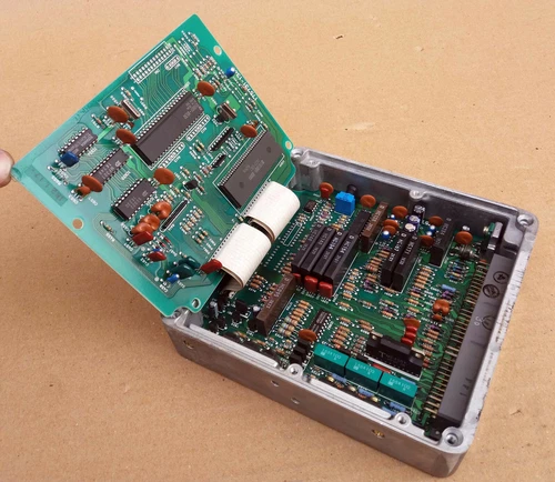 Toyota Crown GS131 89661-30350 1G-G A/T Écu ECM OEM Jdm Occasion - Picture 2 of 9