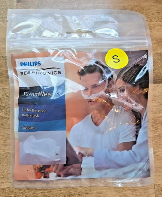 Philips Respironics DreamWear Under the Nose Nasal Cushion Small #1116740 -QTY 1