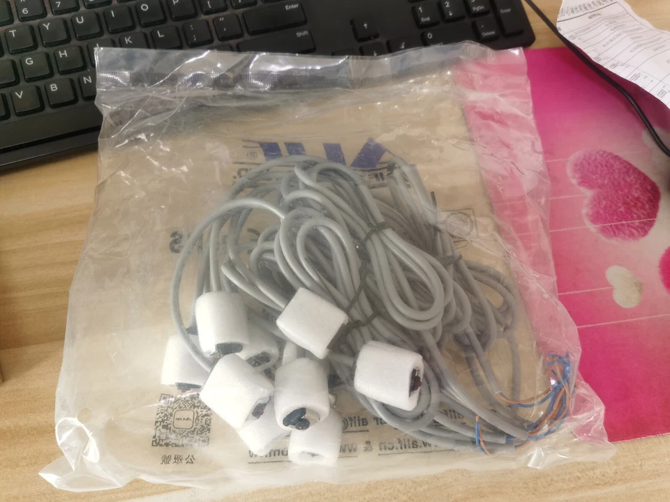 10PCS NEW ALIF AL-20R AL20R MAGNETIC SWITCHES BRAND - Image 2 of 3