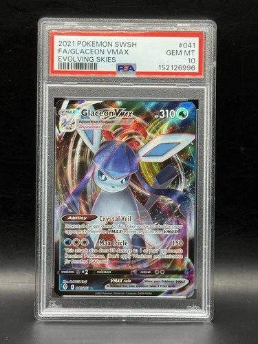 Pokémon Glaceon VMAX 041/203 SWSH07: Evolving Skies Holo PSA 10