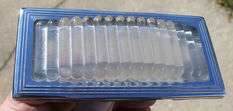 Luz interior de cúpula de vidrio para camioneta pickup Willys Jeep Station Wagon Foto 3 de 4