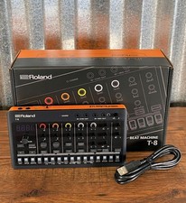 Roland T-8 AIRA Compact Beat Machine Synthesi...