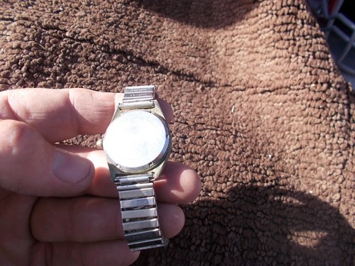 Vintage Caravelle Mechanical Wristwatch Valley of the Sun Bowl College Football - Picture 4 of 4