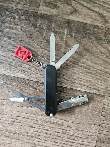 Victorinox Nail Clip 580 8 Functions Swiss Made Black Multi-Tool - Picture 4 of 5
