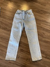 Abercrombie Fitch The 90s Straight Ultra High Rise Jeans Size 28/6R Light Wash