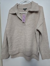 Wild Fable Women's Long Sleeve V neck Sweater With Collar Size M Light Beige