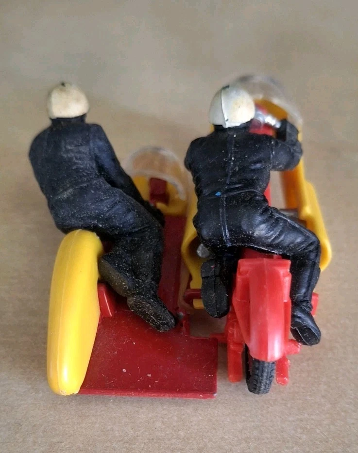 BMW RACING COMBINATION, BRIRTAINS LTD, scala 1/32, SPLENDIDE Condizioni - Immagine 4 di 4