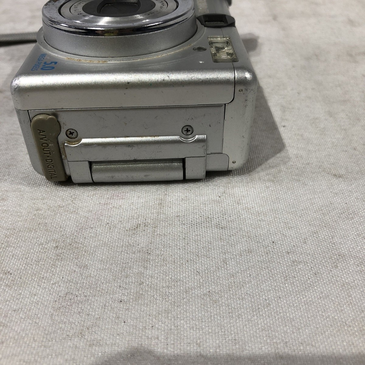 Canon PowerShot A95 5.0MP Digital Camera - Silver (Kit w/ Not