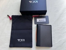 New with Box Tumi Mclaren Folding Card Case Black Carbon Fiber/Leather