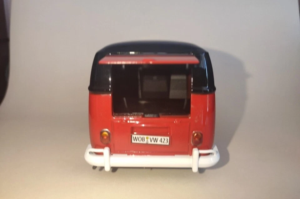 Volkswagen Tipo 2 T1 Van 1/24 Motor Max Diecast Modellino Auto Bus Pulmino  - Immagine 3 di 4