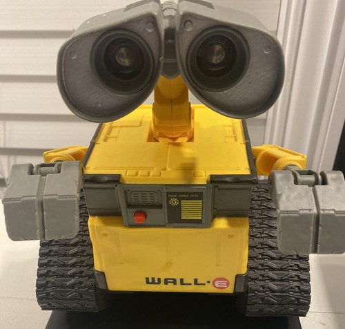 Hello Wall E Disney Pixar Rc Robot Toy Lights And Sound Rc Not Included Ebay