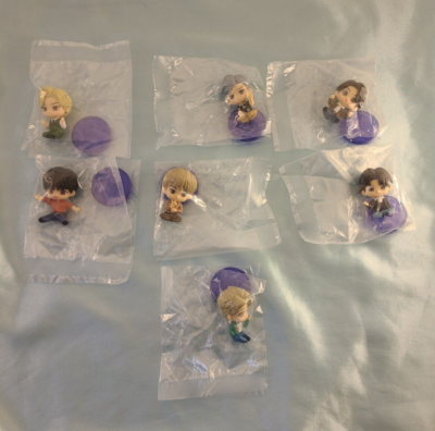BTS Dynamite Tinytan Gashapon Set of 7 Mini Figures *New/Sealed