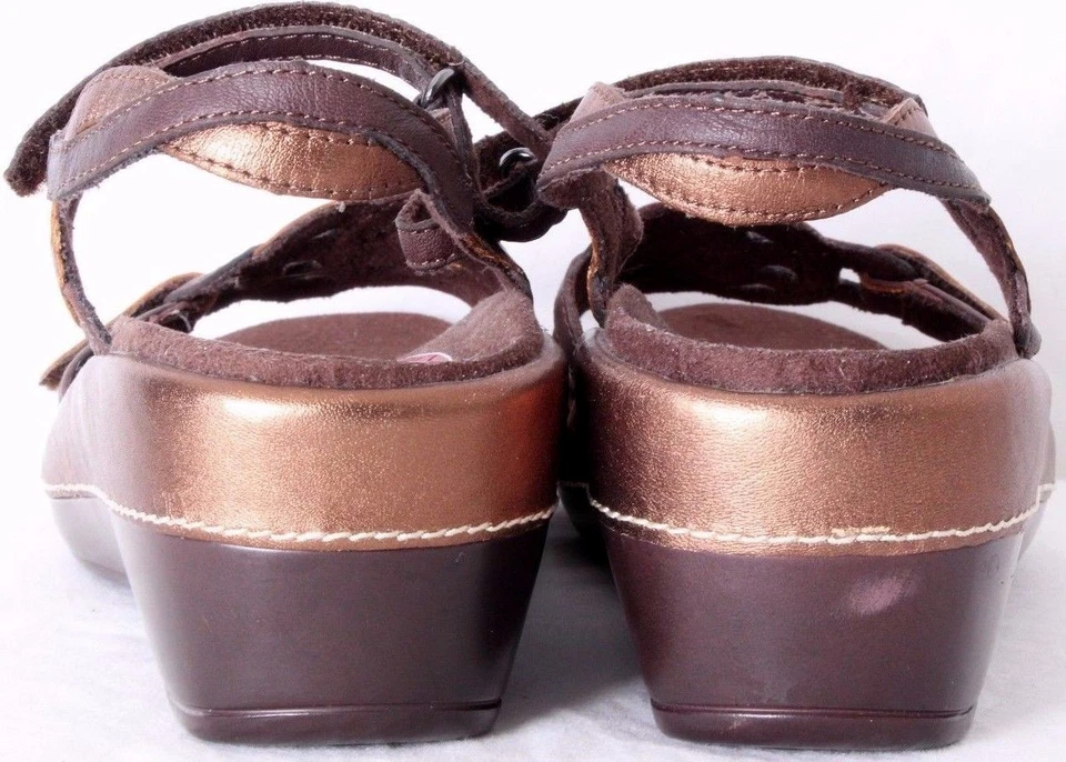 Klogs Resistente al Deslizamiento Metálico Marrón Correa al Tobillo Cuña Sandalia Zapato Para Mujer EE. UU. 6 M Foto 3 de 4