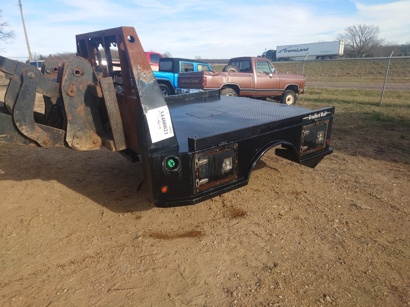 BRADFORD BUILT FLATBED DUALLY PICKUP LONG BED SKIRTED DODGE RAM 2010