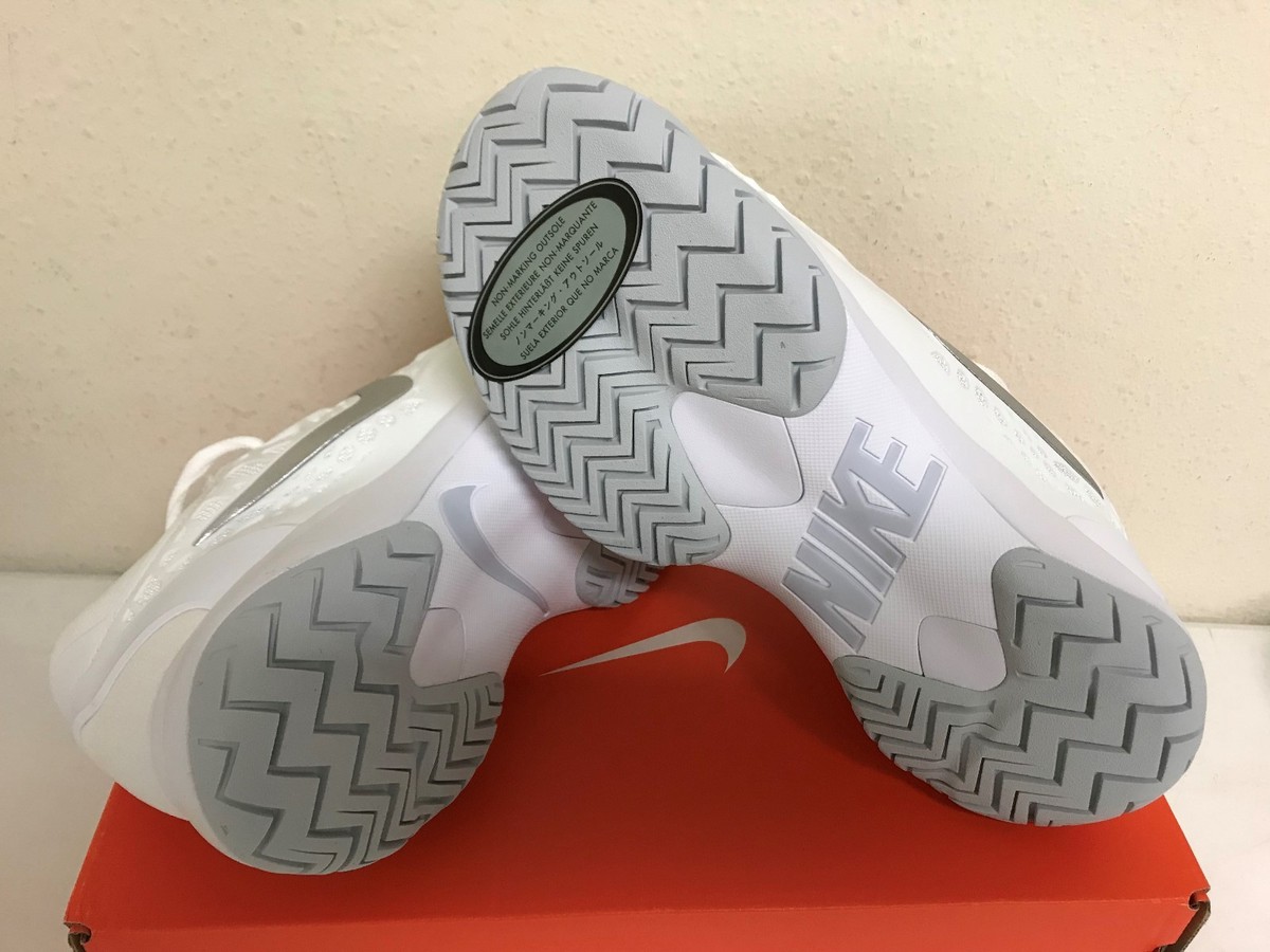 Nike Women's Zoom Cage 3 Tennis Shoe Style #918199 102 (Discolored