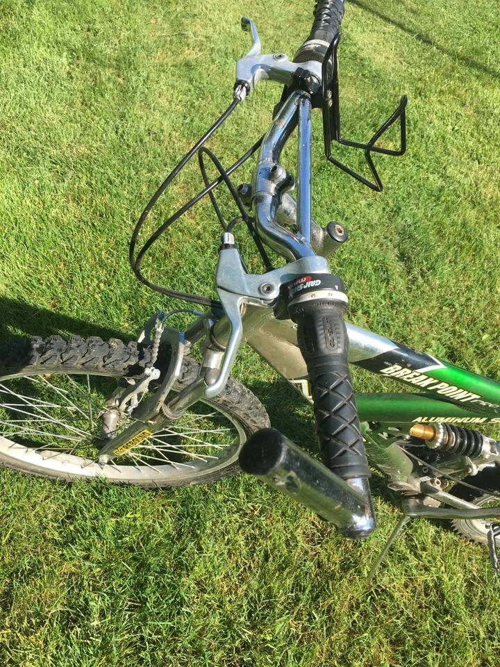 BICICLETA DE MONTAÑA MANGOSTA 20" SUSPENSIÓN PARA NIÑOS Cuadro de Aluminio Bicicleta Shimano USADA Foto 3 de 4