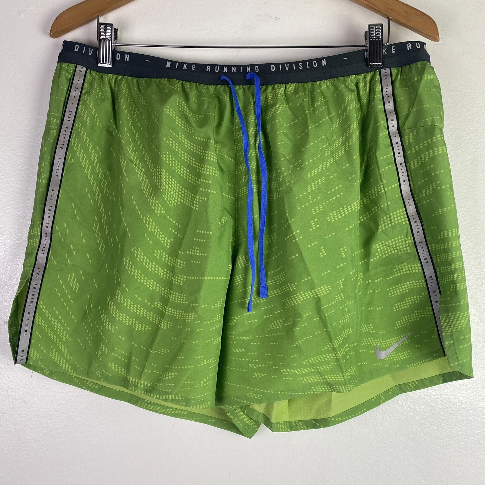 Nike Run Division Flex Stride 5” Running Shorts Chlorophyll Sz XL DM4767-377