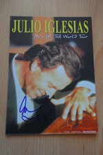 Julio Iglesias Autogramm signed 10x13 cm Postkarte 