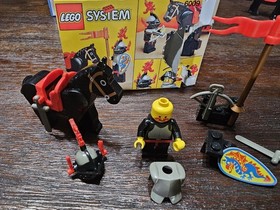 LEGO Castle: Black Knight (6009) Vintage System 100% Complete Manual Box Extras