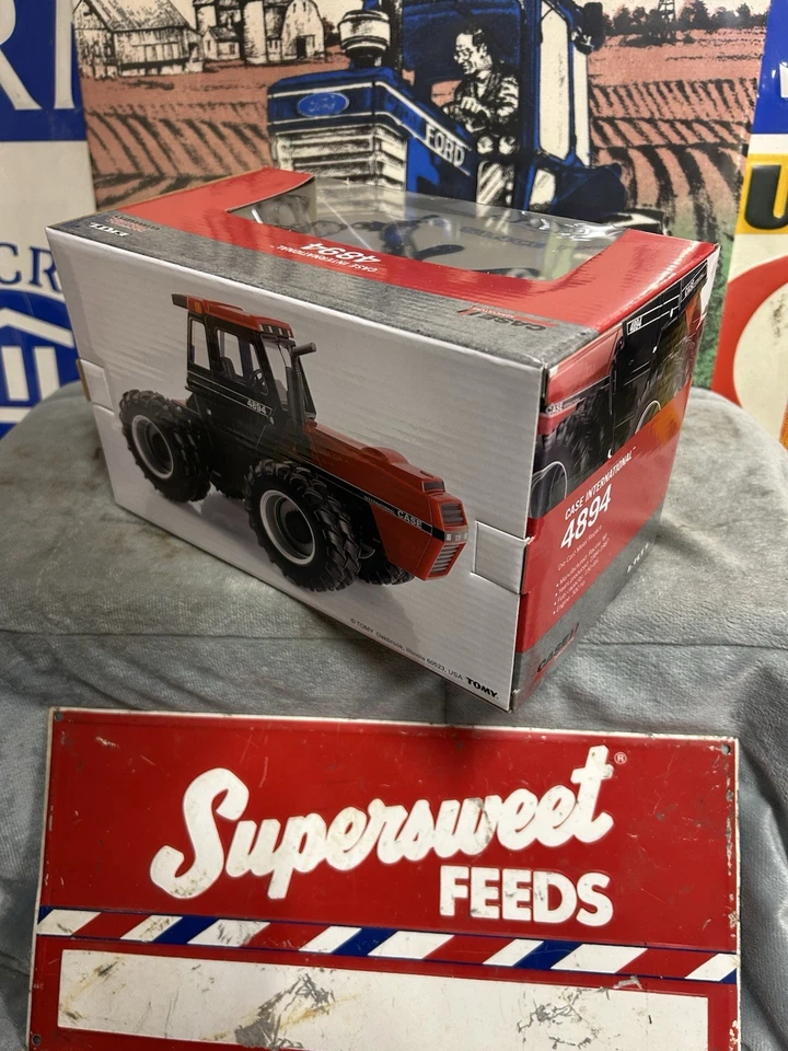 1/32 CASE IH 4894 4 Wheel-drive ERTL Prestige Collection - Image 2 of 2