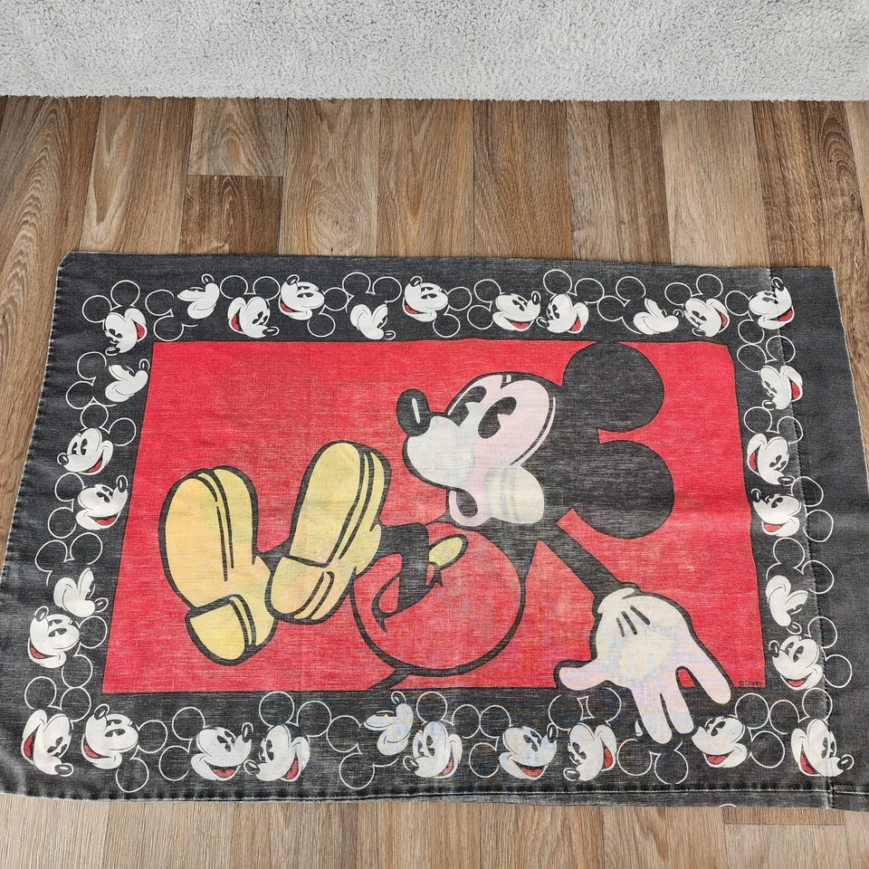 Vintage Disney Mickey Mouse Twin Size Zip Duvet Cover & Pillow Case Red & Black - Image 3 of 4