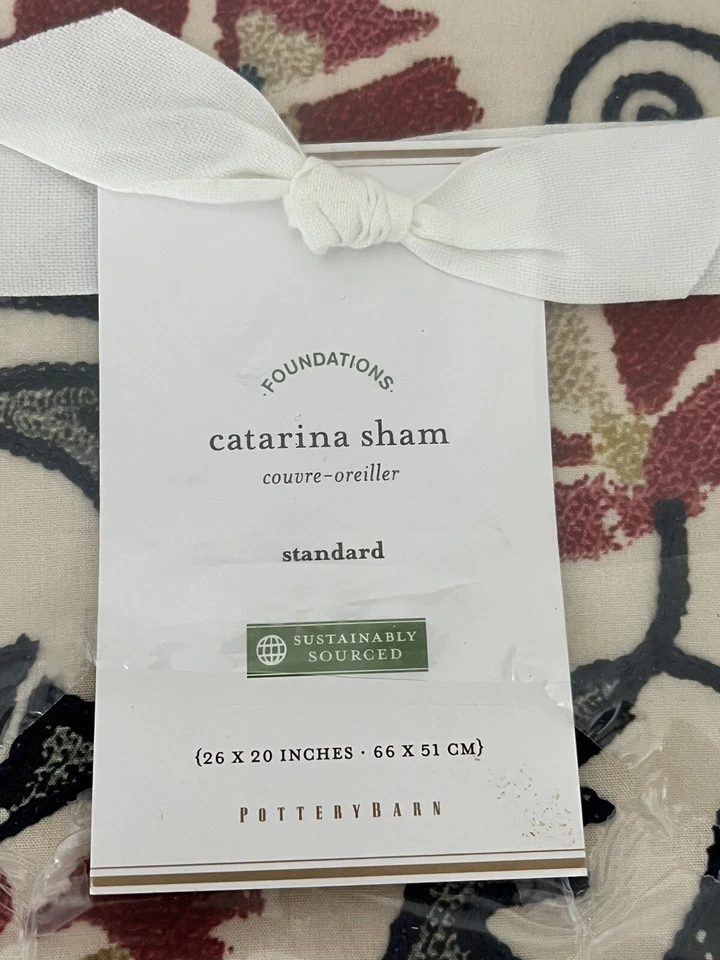 Almohada Pottery Barn Catarina bordada tamaño estándar farsa 20" x 26" NUEVA Foto 3 de 4