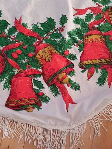 MANTEL REDONDO VINTAGE CAMPANAS NAVIDAD 60" CON FLECOS - Imagen 2 de 3