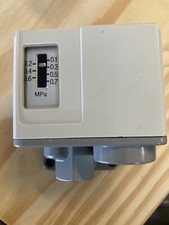 SMC IS3010 - N01 Pressure Switch 