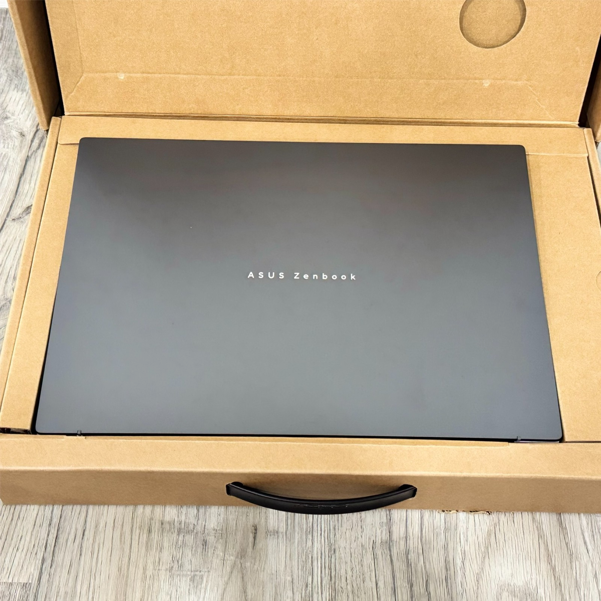 ASUS Zenbook 14