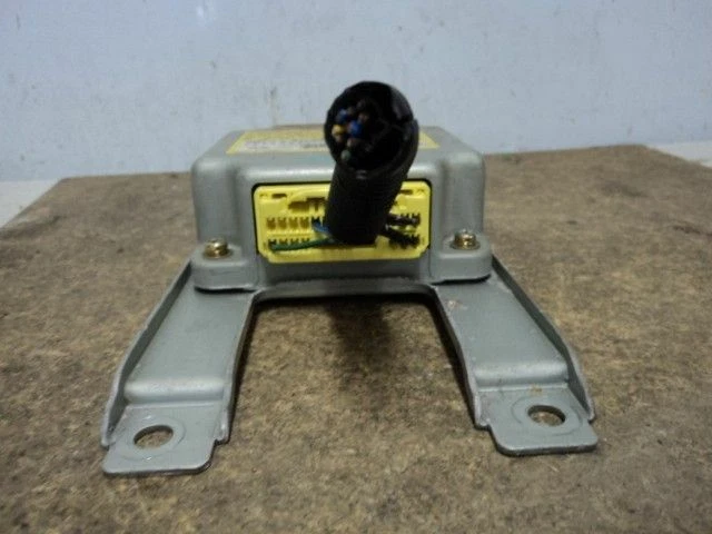 Módulo de bolsa MR243890 compatible con 94-96 MITSUBISHI GALANT C-75267 Foto 2 de 2