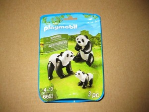 playmobil panda family