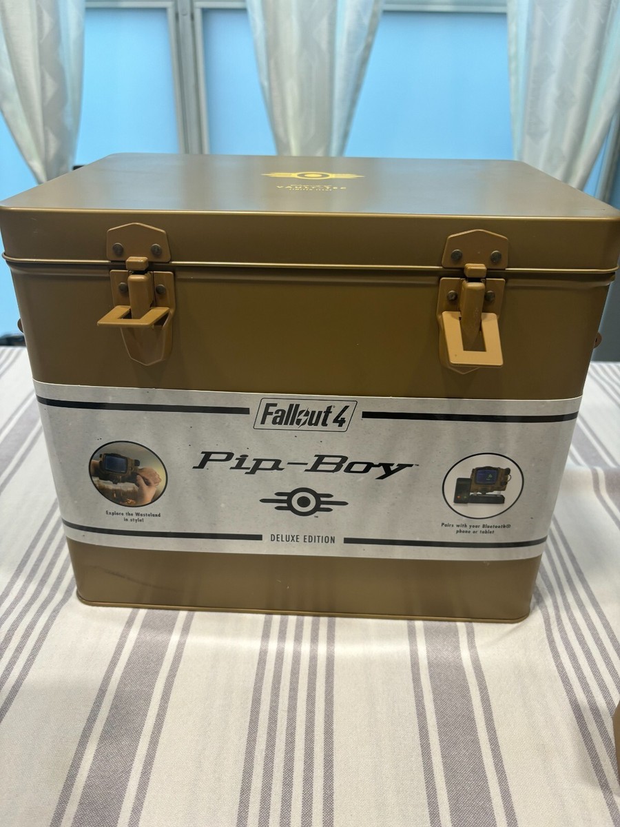 ThinkGeek Fallout Pip-Boy 3000 Deluxe Bluetooth Limited