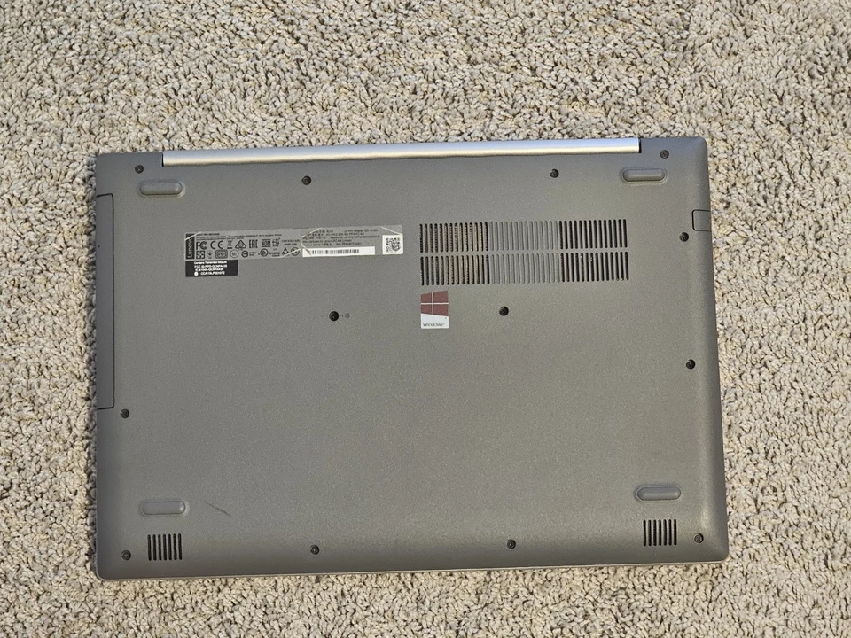 Portátil Lenovo IdeaPad 320-15ABR 15,6" AMD-A12-9720P (Actualizado 16 GB de RAM) Foto 3 de 4